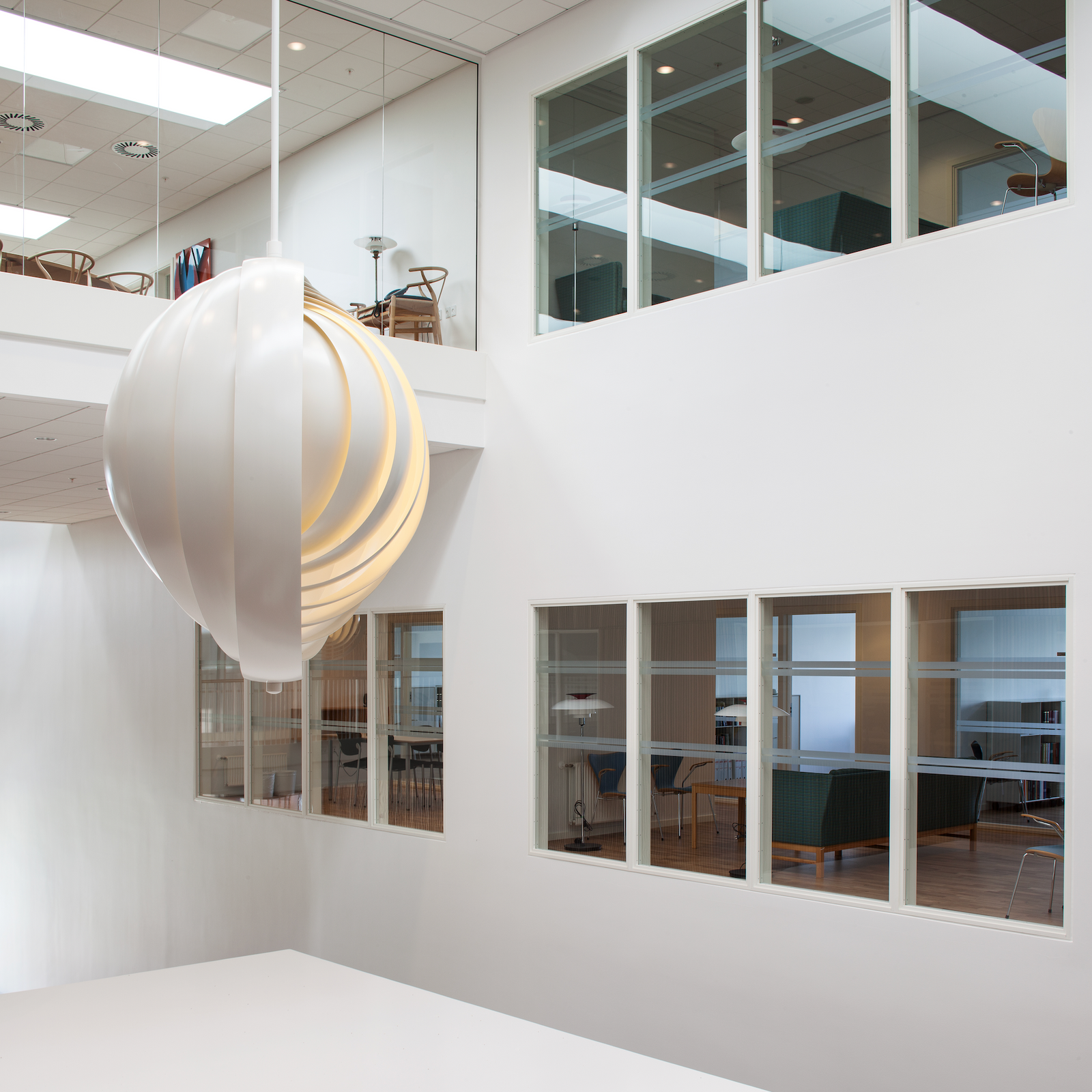 Moon XXXL - White – VERPAN International