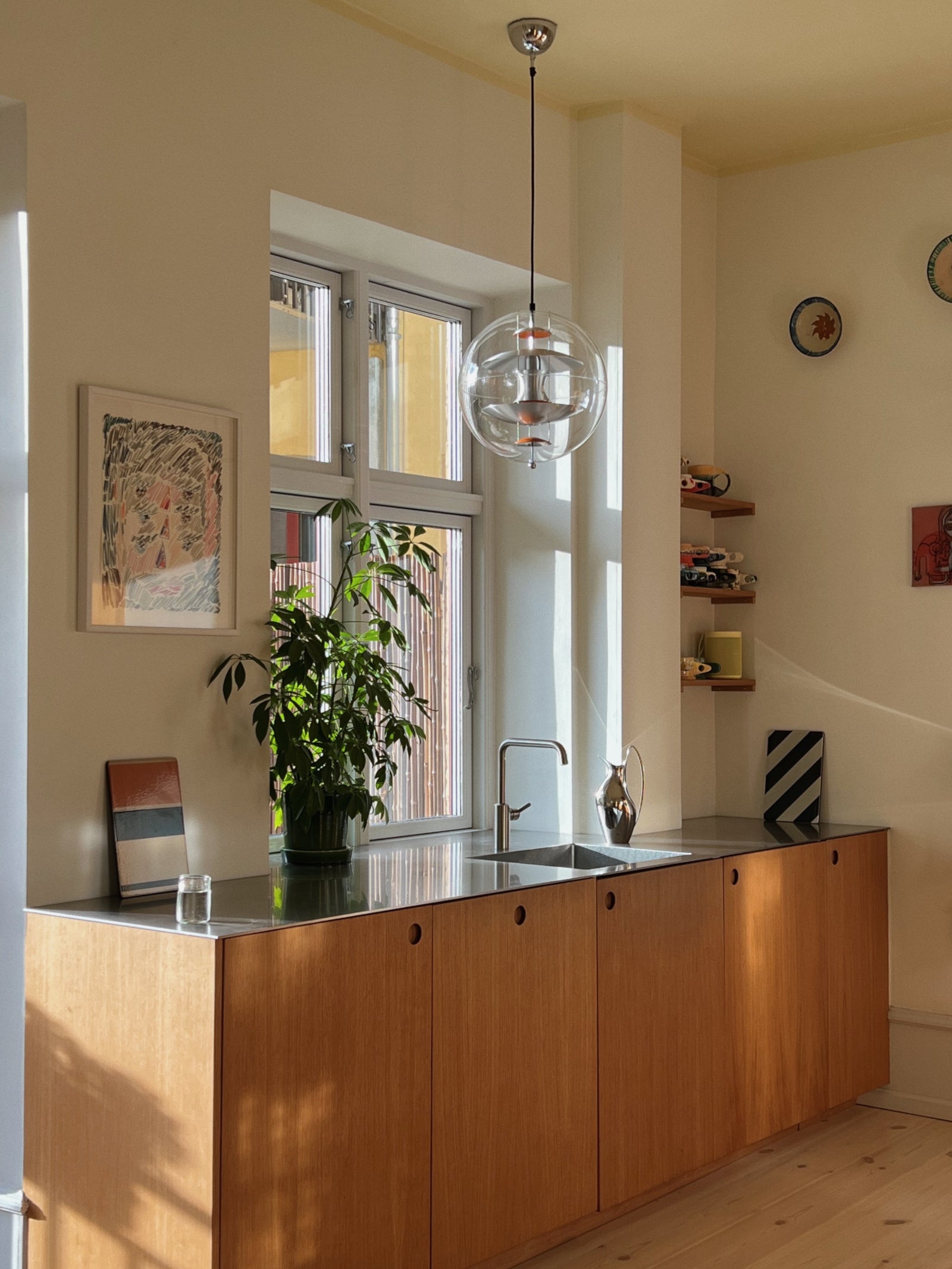 VP Globe - Brushed Alu – VERPAN International